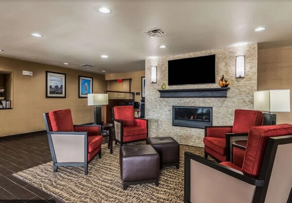 Comfort Inn & Suites Dayton North