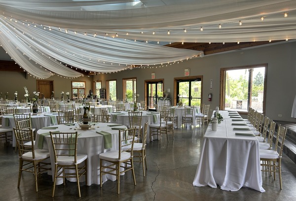 Fenton Winery & Brewery