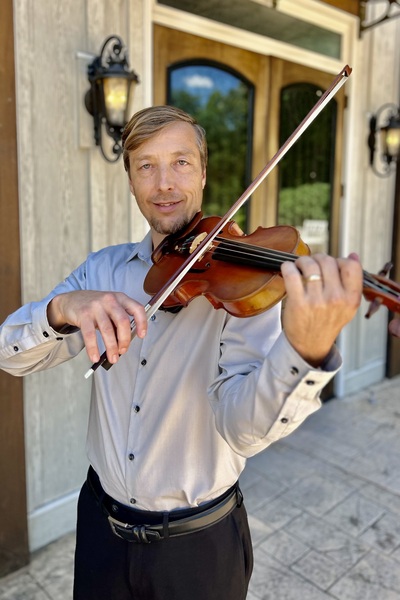 Elegant Violin - Wedding and Event Music