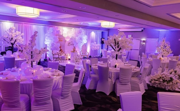 La Quinta Inn & Suites Arlington North 6 Flags Dr