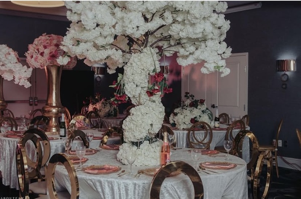 La Quinta Inn & Suites Arlington North 6 Flags Dr