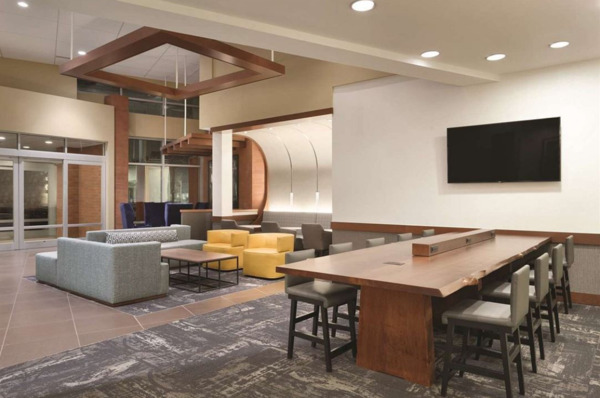 Hyatt Place Portland Airport Cascade Station