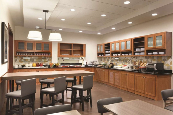 Hyatt Place Portland Airport Cascade Station