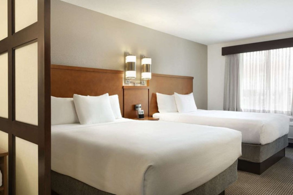 Hyatt Place Portland Airport Cascade Station