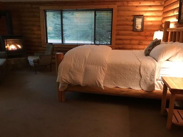 The Aspen Grove Inn at Heise Bridge