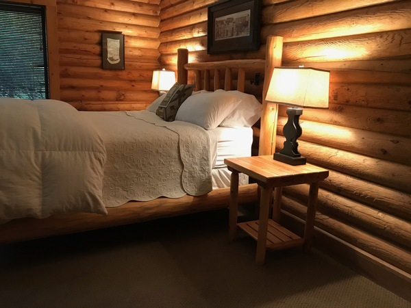 The Aspen Grove Inn at Heise Bridge