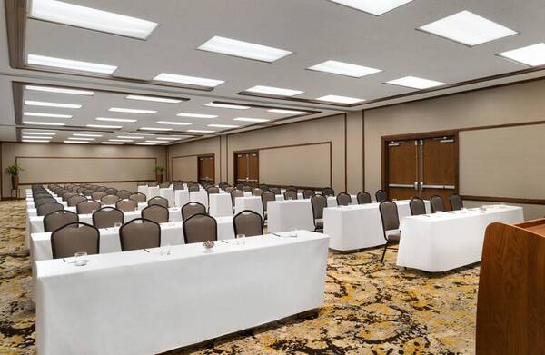 Hilton Stamford Hotel & Executive Meeting Center