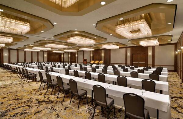 Hilton Stamford Hotel & Executive Meeting Center