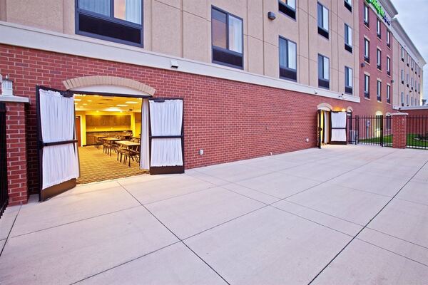 Holiday Inn Express Indianapolis - Southeast