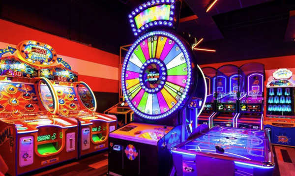 AMF Strike 'N Spare Lanes - IL