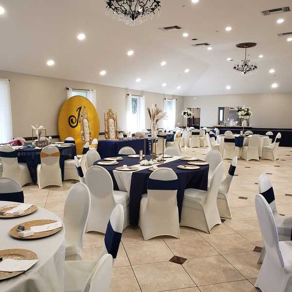 Mayde Creek Event Center / "The Secret Garden"