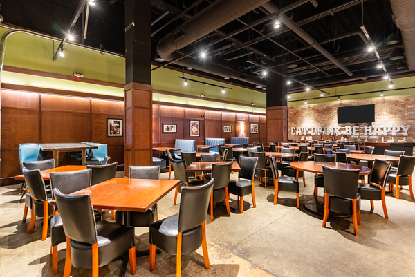 Bar Louie - St. Charles