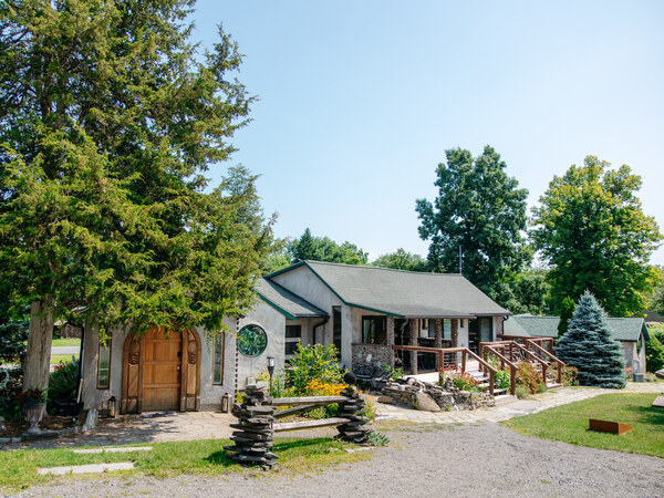 New Park Event Venue & Suites