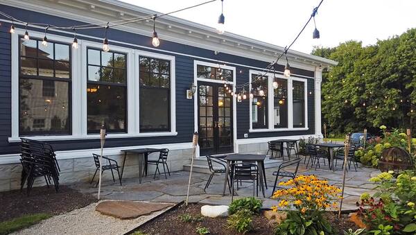 Gateways Inn & Restaurant