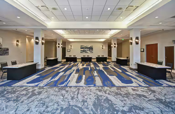 Embassy Suites Omaha - Downtown/Old Market