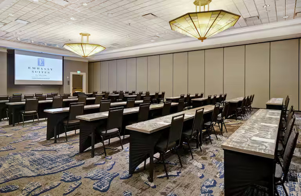 Embassy Suites Omaha - Downtown/Old Market