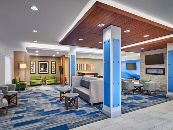 Holiday Inn & Suites Windsor East Lakeshore