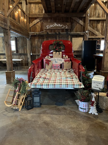 Zachary's Red Barn & Farm Events