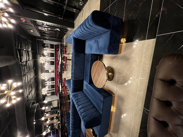 Luxe Restaurant & Bar