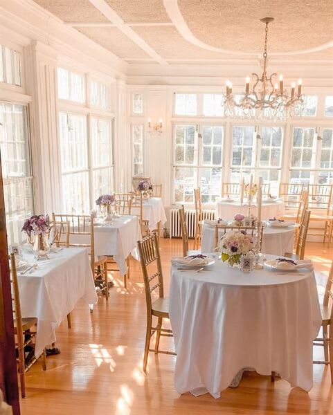 Edgewood Manor Bed And Breakfast