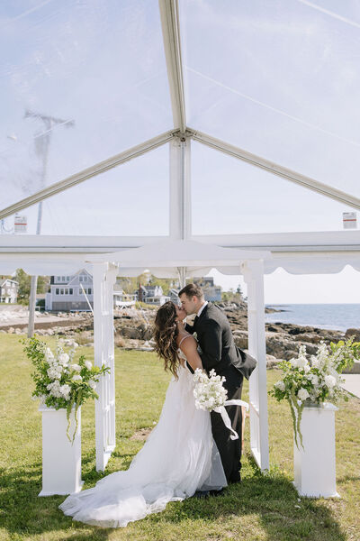 Bluebird Ocean Point Inn