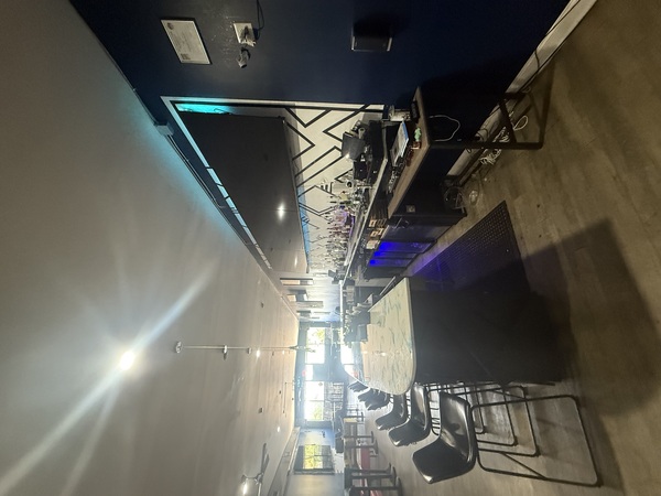 Indulche Sports Bar & Lounge