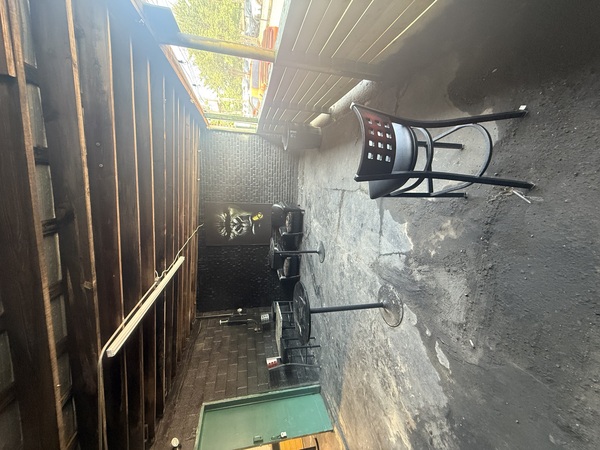 Indulche Sports Bar & Lounge