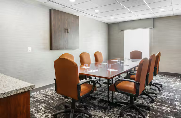 Hampton Inn & Suites West Bend