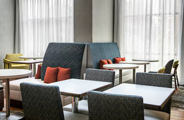 Hampton Inn & Suites West Bend