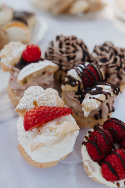 Sweet Eclairs & Desserts