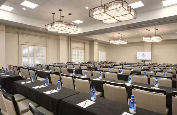 Embassy Suites Fort Lauderdale - 17th Street