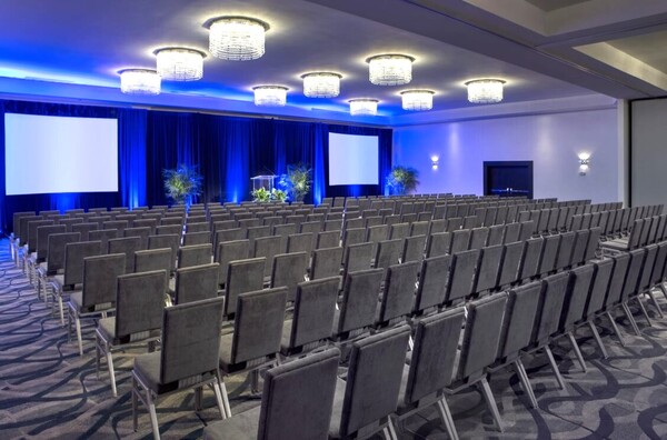 Renaissance Orlando Resort and Spa