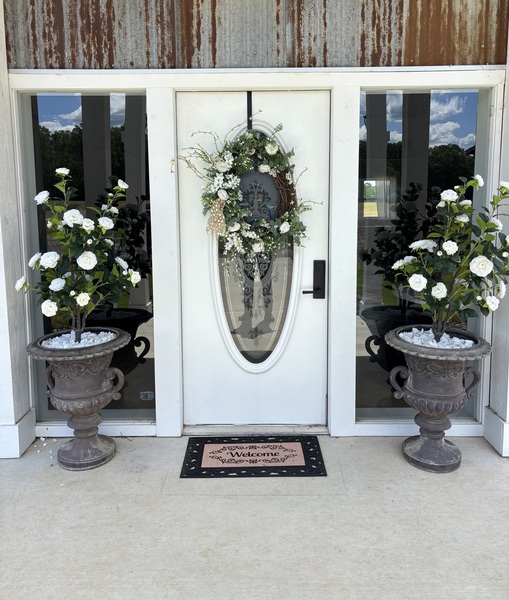 Rustic Oaks Ranch LLC