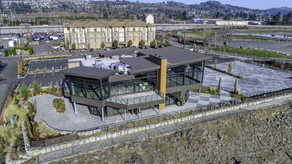 Black Pearl On The Columbia