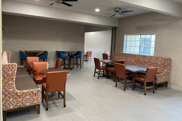 Quality Inn & Suites (AZ225)