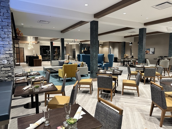 Cambria Lake Placid Lakeside Resort