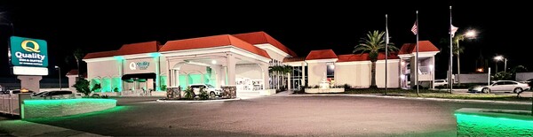 Trios Banquet & Catering