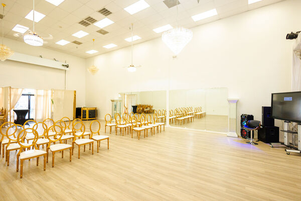 Luxury Occasion Event  Hall