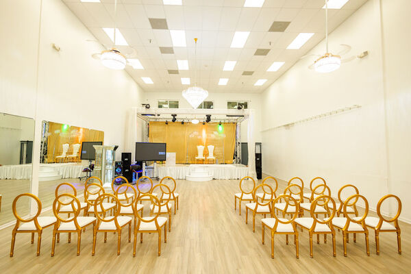 Luxury Occasion Event  Hall