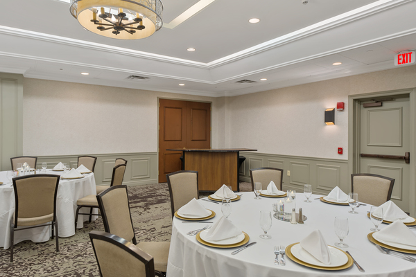 Hotel MTK Mt. Kisco (Westchester County)