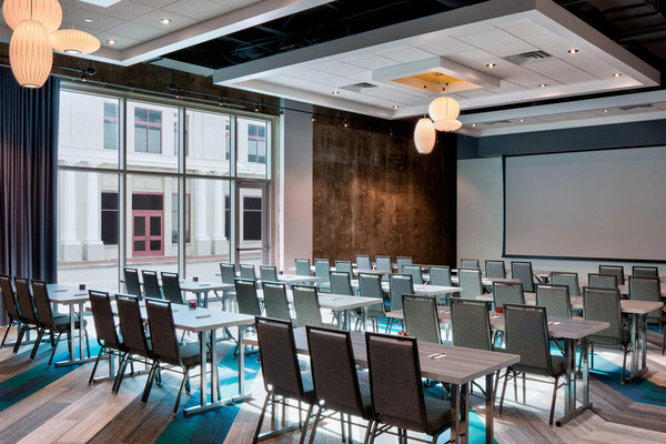 Aloft Fort Worth Downtown