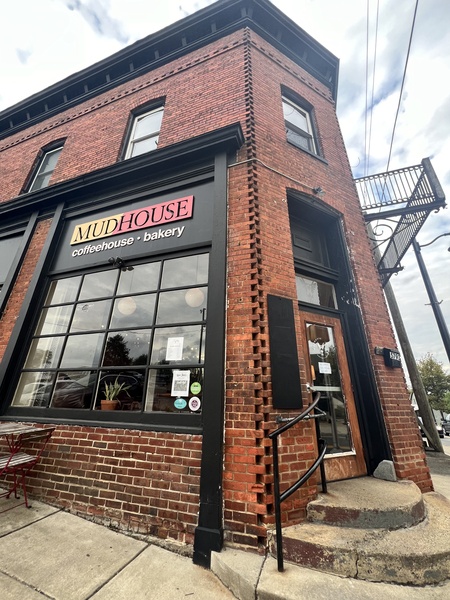 Mudhouse Specialty Coffee Roasters, Crozet