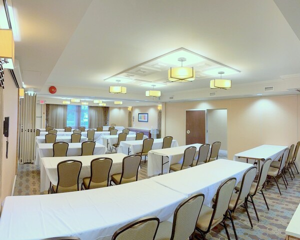 Best Western Plus Langley Inn