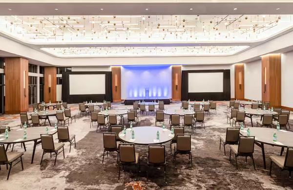 Hilton Dallas Lincoln Centre