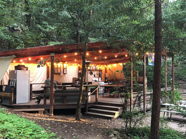 Glampground Redwood Retreat