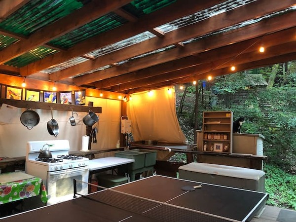 Glampground Redwood Retreat