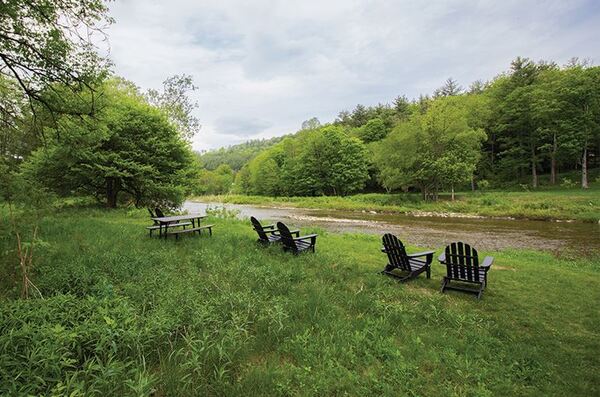 506 On The River Inn