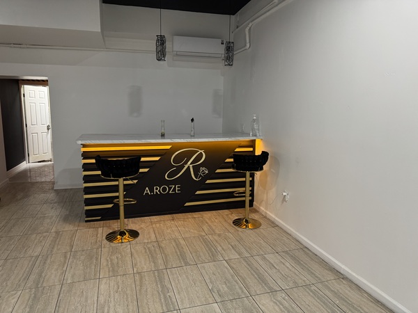 A.Roze Venue