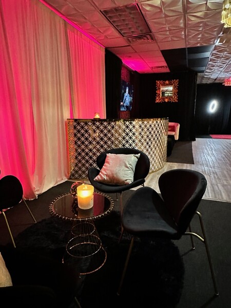 Jam Box Lounge- Downtown Dallas