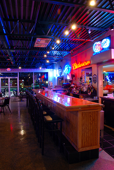 Caper's Restaurant & Bar